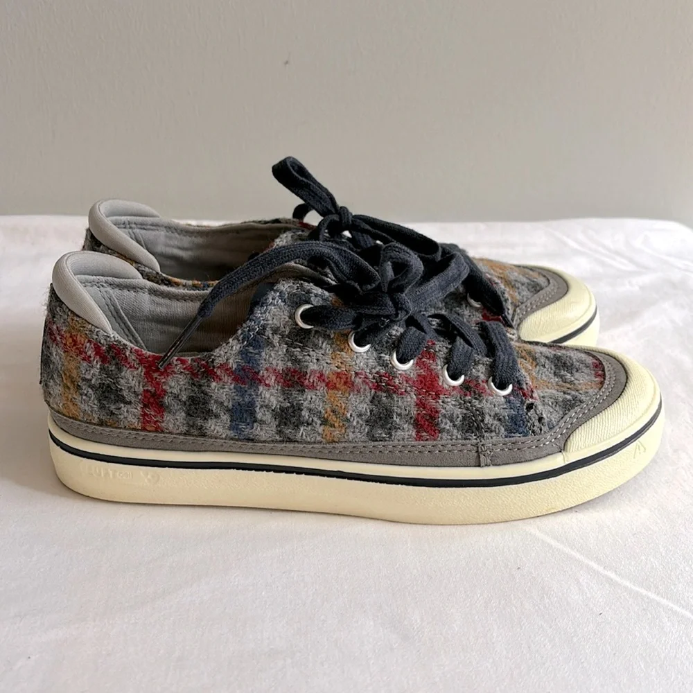 Keen houndstooth woven lace up sneaker
